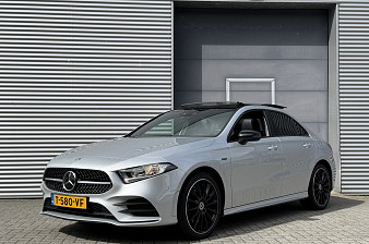 Mercedes-Benz A-Klasse 250 e I PHEV I Aut. I AMG I Pano.dak I Carplay I ACC I Burmester