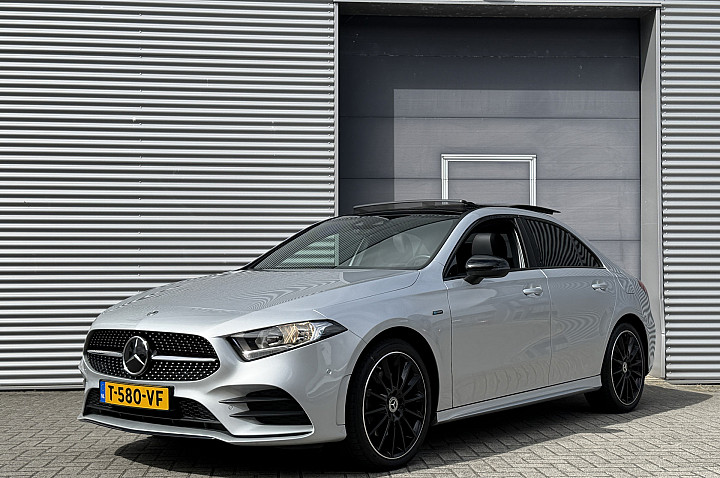 Mercedes-Benz A-Klasse 250 e I PHEV I Aut. I AMG I Pano.dak I Carplay I ACC I Burmester
