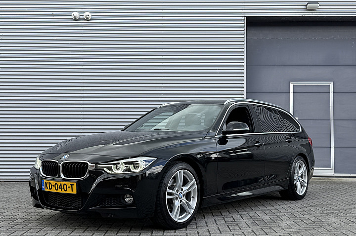 BMW 3 Serie Touring 318i M Sport Aut. I Carplay I Camera