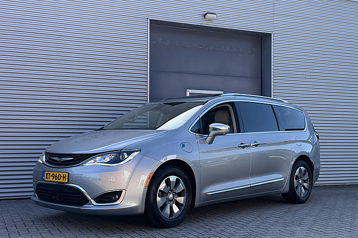 Chrysler Pacifica 3.6 V6 Hybrid Platinum I Aut. I PHEV I 7 Pers. I Leder I Pano.dak